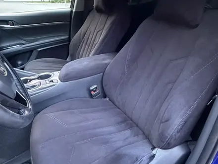 Toyota Camry 2021 года за 15 300 000 тг. в Караганда – фото 22