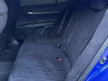 Toyota Camry 2021 года за 15 300 000 тг. в Караганда – фото 24