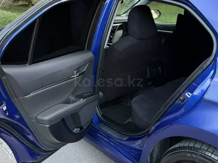 Toyota Camry 2021 года за 15 300 000 тг. в Караганда – фото 23