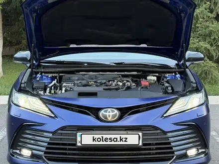 Toyota Camry 2021 года за 15 300 000 тг. в Караганда – фото 37