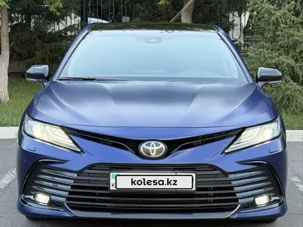 Toyota Camry 2021 года за 15 300 000 тг. в Караганда – фото 5