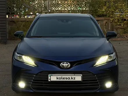 Toyota Camry 2021 года за 15 300 000 тг. в Караганда – фото 50