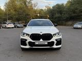 BMW X6 2021 года за 46 000 000 тг. в Алматы – фото 2
