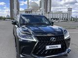 Lexus LX 570 2018 годаүшін63 000 000 тг. в Астана