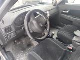 ВАЗ (Lada) Priora 2172 2013 годаүшін2 300 000 тг. в Караганда – фото 2