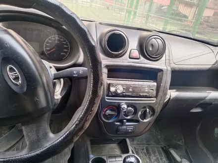 ВАЗ (Lada) Granta 2190 2015 года за 1 100 000 тг. в Астана – фото 4