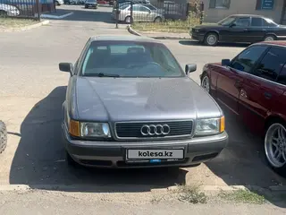 Audi 80