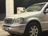 Mercedes-Benz ML 320 2002 годаfor3 600 000 тг. в Караганда – фото 4