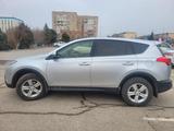 Toyota RAV4 2013 годаfor6 500 000 тг. в Актобе – фото 2