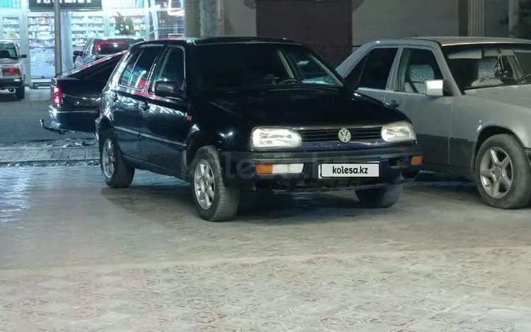 Volkswagen Golf 1994 годаүшін1 300 000 тг. в Туркестан