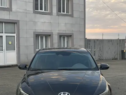 Hyundai Elantra 2021 года за 5 800 000 тг. в Атырау