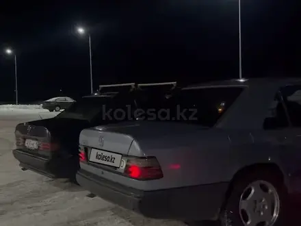 Mercedes-Benz E 200 1989 года за 600 000 тг. в Усть-Каменогорск – фото 5