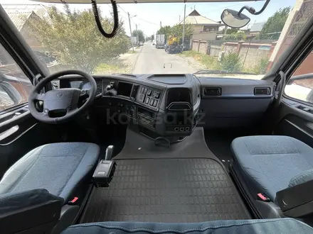 Volvo  FH 2012 года за 16 500 000 тг. в Шымкент – фото 15