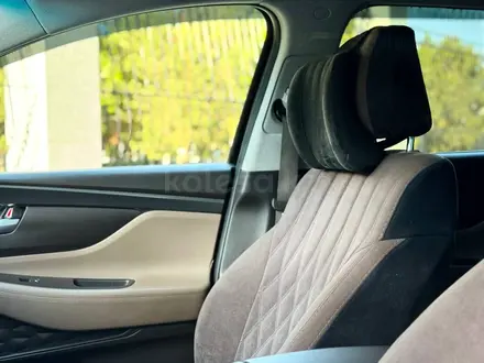 Hyundai Santa Fe 2021 года за 12 300 000 тг. в Астана – фото 25