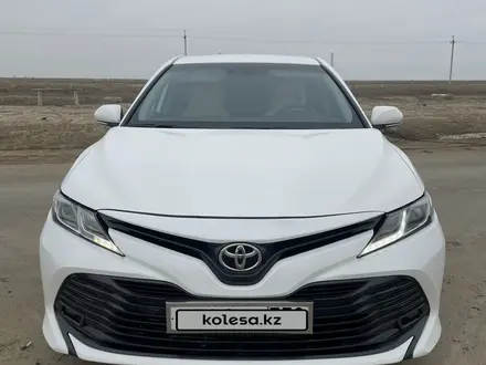 Toyota Camry 2019 года за 12 000 000 тг. в Атырау – фото 6