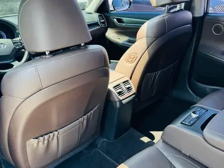 Hyundai Grandeur 2017 года за 11 600 000 тг. в Алматы – фото 16