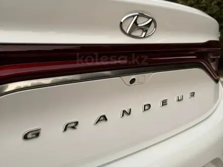Hyundai Grandeur 2017 года за 11 600 000 тг. в Алматы – фото 9