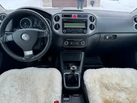 Volkswagen Tiguan 2010 года за 5 500 000 тг. в Уральск – фото 7