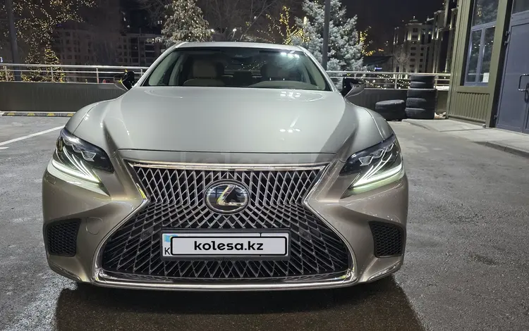 Lexus LS 350 2019 годаfor35 000 000 тг. в Алматы