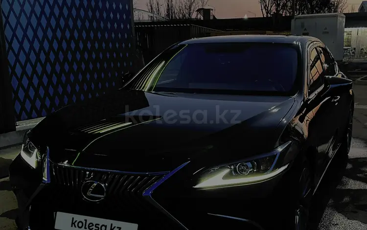 Lexus ES 250 2020 годаүшін21 000 000 тг. в Алматы