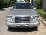 Mercedes-Benz E 280 1993 годаүшін1 200 000 тг. в Шымкент