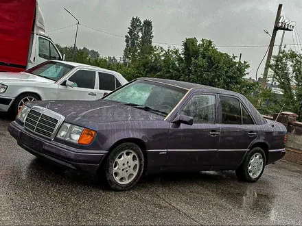 Mercedes-Benz E 320 1991 годаүшін1 950 000 тг. в Алматы