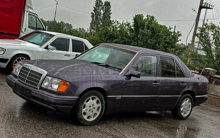 Mercedes-Benz E 320 1991 года за 3 000 000 тг. в Алматы