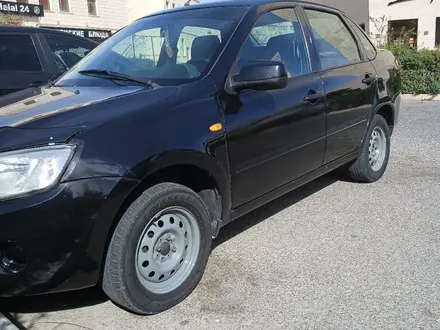 ВАЗ (Lada) Granta 2190 2013 года за 2 000 000 тг. в Актау – фото 2