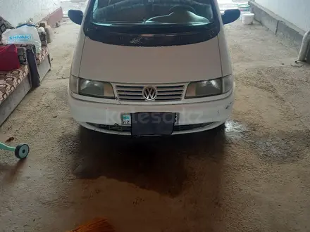 Volkswagen Sharan 1996 года за 1 550 000 тг. в Шардара