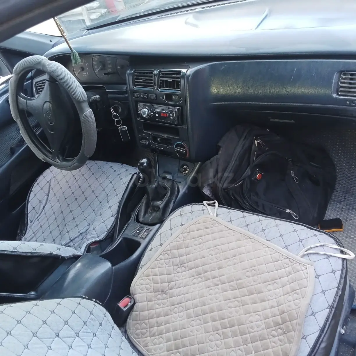 Toyota Carina E, 1998