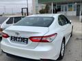 Toyota Camry 2019 года за 13 500 000 тг. в Астана – фото 3