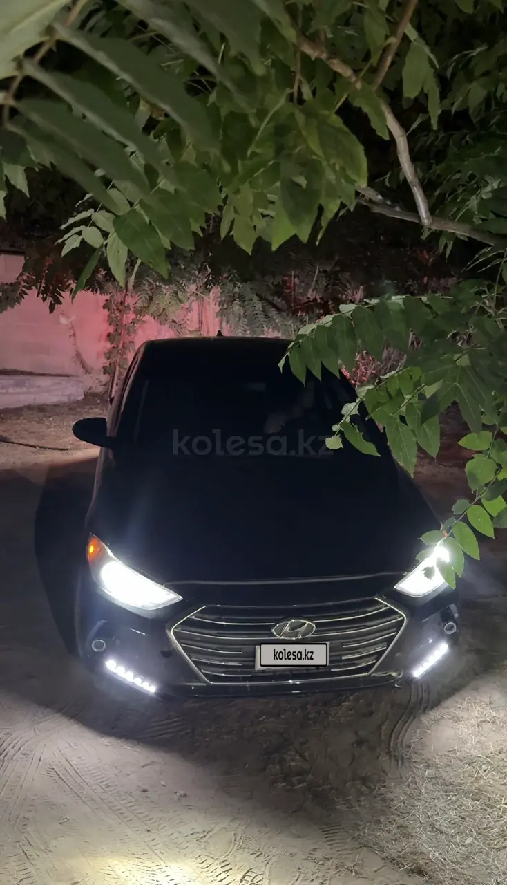 Hyundai Elantra, 2017