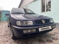 Volkswagen Passat 1995 годаfor2 400 000 тг. в Тараз