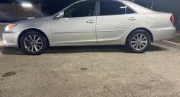 Toyota Camry 2004 годаfor5 990 000 тг. в Балхаш – фото 2