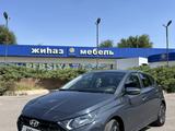 Hyundai i20 2023 года за 7 200 000 тг. в Шымкент – фото 2