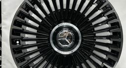 New wheels Mercedes Benz R20 s-Class 2024 за 550 000 тг. в Алматы – фото 2