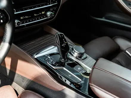 BMW 530 2018 года за 16 000 000 тг. в Астана – фото 21