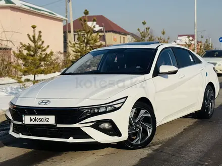 Hyundai Elantra 2024 года за 8 800 000 тг. в Алматы – фото 2