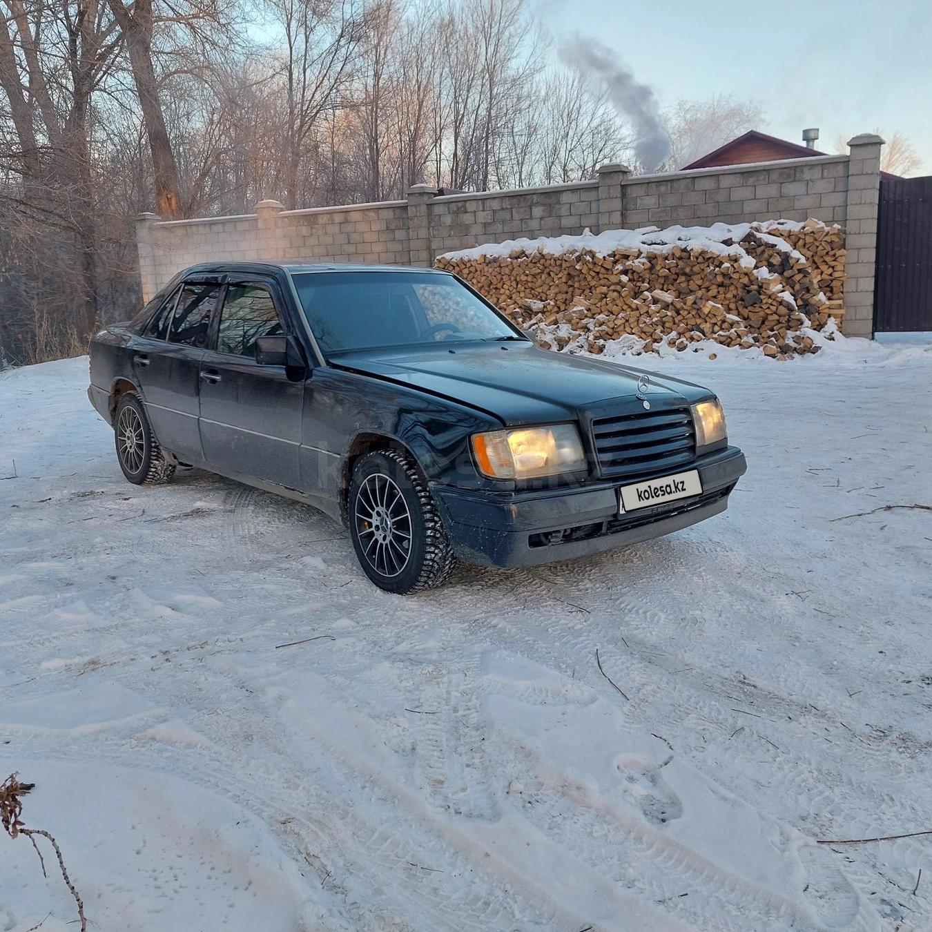 Mercedes-Benz E 260 1992 г.