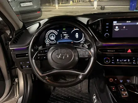 Hyundai Sonata 2021 года за 10 800 000 тг. в Алматы – фото 12