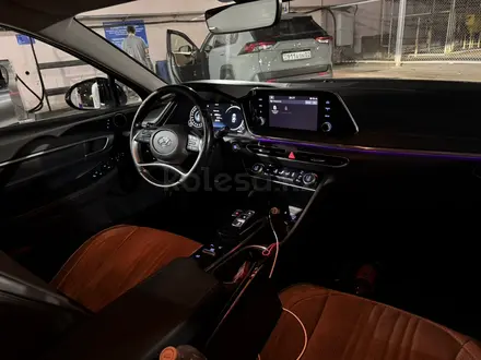 Hyundai Sonata 2021 года за 10 800 000 тг. в Алматы – фото 25
