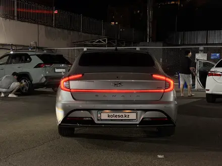 Hyundai Sonata 2021 года за 10 800 000 тг. в Алматы – фото 6