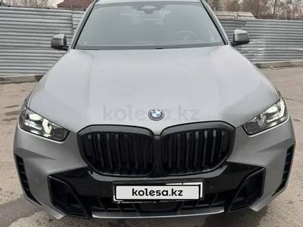 BMW X5 2024 года за 60 000 000 тг. в Астана