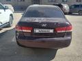 Hyundai Sonata 2006 года за 2 600 000 тг. в Актау – фото 2