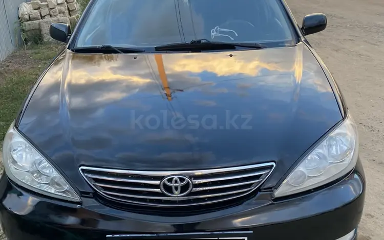 Toyota Camry 2005 годаfor3 800 000 тг. в Актобе