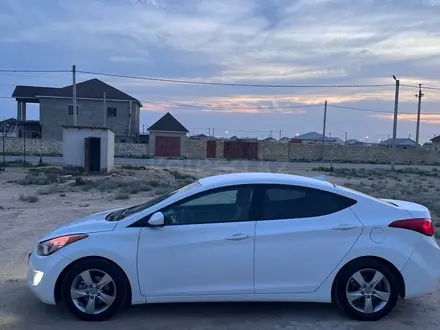 Hyundai Elantra 2013 года за 3 100 000 тг. в Актау – фото 8