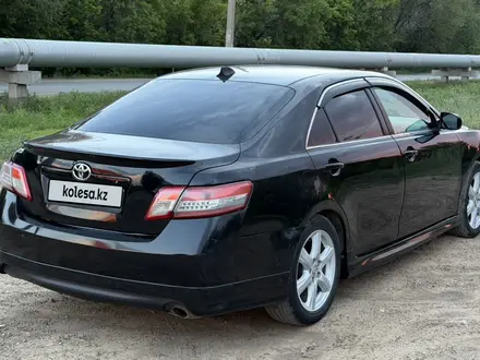 Toyota Camry 2007 года за 4 200 000 тг. в Атырау – фото 2