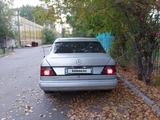 Mercedes-Benz E 230 1992 годаfor1 300 000 тг. в Павлодар – фото 4