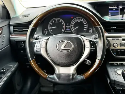 Lexus ES 250 2014 года за 13 200 000 тг. в Алматы – фото 8