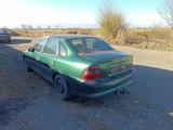 Opel Vectra 1996 года за 551 144 тг. в Караганда – фото 2